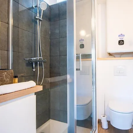 Elegant With Mezzanine - Amazing Location * Lille